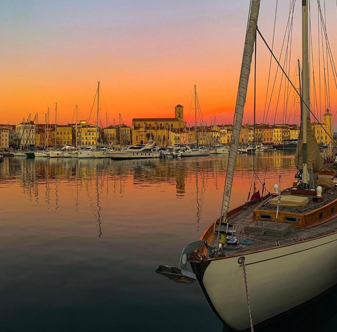 Beau T2 Tout Equipe Sur Le Port, Centre Ville La Ciotat Eksteriør bilde